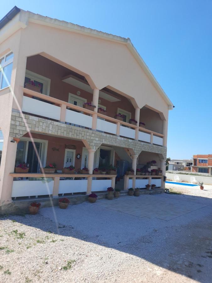 Ferienwohnung Penzion U Kapitana Vir Exterior foto