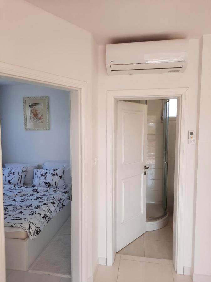 Ferienwohnung Penzion U Kapitana Vir Exterior foto